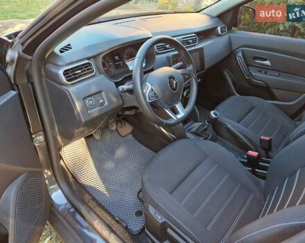 Сірий Рено Дастер, об'ємом двигуна 1.6 л та пробігом 37 тис. км за 15800 $, фото 25 на Automoto.ua