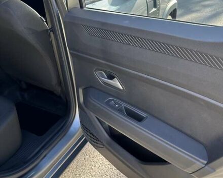 Серый Рено Дастер, объемом двигателя 1.33 л и пробегом 8 тыс. км за 24800 $, фото 16 на Automoto.ua