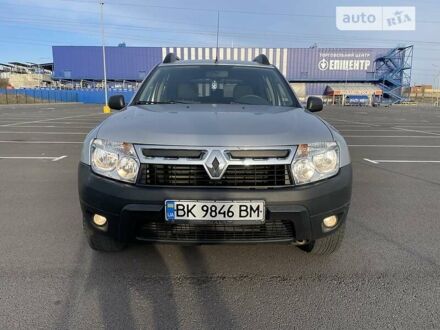 Рено Дастер 2010 в Ровно на Automoto.ua Серый Рено Дастер, объемом двигателя 1.6 л и пробегом 190 тыс. км за 7500 $, фото 1 на Automoto.ua