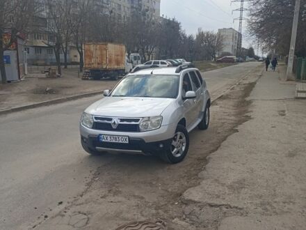 Серый Рено Дастер, объемом двигателя 1.6 л и пробегом 201 тыс. км за 8500 $, фото 1 на Automoto.ua