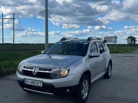 Сірий Рено Дастер, об'ємом двигуна 1.5 л та пробігом 195 тис. км за 10000 $, фото 1 на Automoto.ua