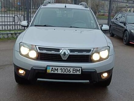 Серый Рено Дастер, объемом двигателя 1.46 л и пробегом 287 тыс. км за 7800 $, фото 1 на Automoto.ua