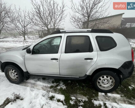 Серый Рено Дастер, объемом двигателя 1.6 л и пробегом 255 тыс. км за 5500 $, фото 1 на Automoto.ua