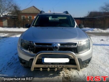 Рено Дастер 2013 в Харькове на Automoto.ua Серый Рено Дастер, объемом двигателя 1.6 л и пробегом 160 тыс. км за 7200 $, фото 1 на Automoto.ua