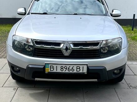 Рено Дастер 2013 в Полтаве на Automoto.ua Серый Рено Дастер, объемом двигателя 1.6 л и пробегом 262 тыс. км за 9000 $, фото 1 на Automoto.ua