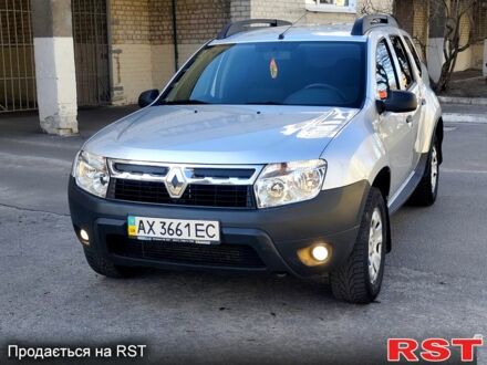Серый Рено Дастер, объемом двигателя 1.5 л и пробегом 118 тыс. км за 9250 $, фото 1 на Automoto.ua