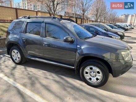 Серый Рено Дастер, объемом двигателя 1.6 л и пробегом 250 тыс. км за 9200 $, фото 1 на Automoto.ua