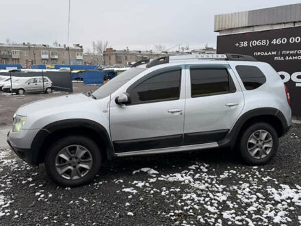 Серый Рено Дастер, объемом двигателя 1.46 л и пробегом 174 тыс. км за 10500 $, фото 1 на Automoto.ua