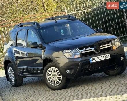 Серый Рено Дастер, объемом двигателя 1.5 л и пробегом 273 тыс. км за 10500 $, фото 1 на Automoto.ua