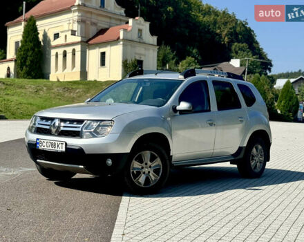 Серый Рено Дастер, объемом двигателя 1.5 л и пробегом 267 тыс. км за 10900 $, фото 1 на Automoto.ua