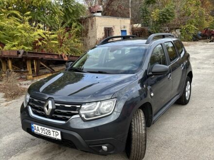 Серый Рено Дастер, объемом двигателя 1.5 л и пробегом 300 тыс. км за 261 $, фото 1 на Automoto.ua