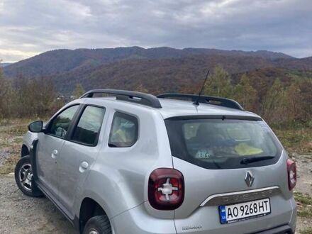 Рено Дастер 2019 в Ужгороде на Automoto.ua Серый Рено Дастер, объемом двигателя 1.6 л и пробегом 196 тыс. км за 12500 $, фото 1 на Automoto.ua