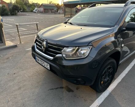 Серый Рено Дастер, объемом двигателя 1.6 л и пробегом 142 тыс. км за 10900 $, фото 1 на Automoto.ua