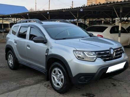 Сірий Рено Дастер, об'ємом двигуна 0 л та пробігом 44 тис. км за 15200 $, фото 1 на Automoto.ua