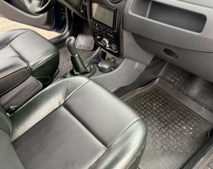 Синій Рено Дастер, об'ємом двигуна 1.6 л та пробігом 195 тис. км за 6600 $, фото 13 на Automoto.ua