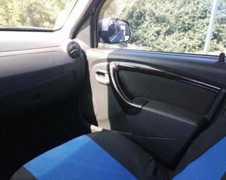 Синій Рено Дастер, об'ємом двигуна 1.6 л та пробігом 201 тис. км за 9200 $, фото 12 на Automoto.ua