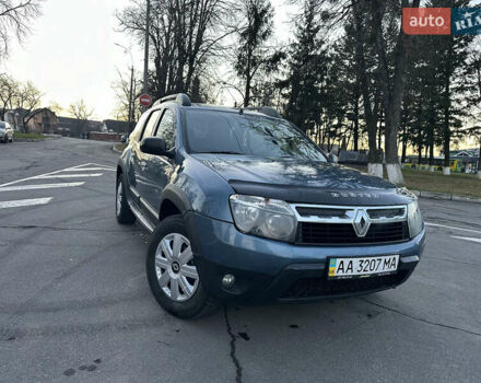 Синий Рено Дастер, объемом двигателя 1.5 л и пробегом 190 тыс. км за 9700 $, фото 4 на Automoto.ua