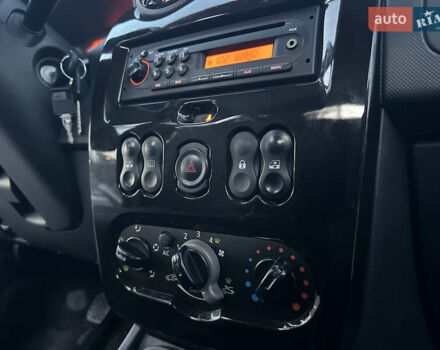 Синий Рено Дастер, объемом двигателя 1.5 л и пробегом 190 тыс. км за 9700 $, фото 32 на Automoto.ua