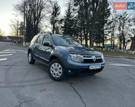 Синий Рено Дастер, объемом двигателя 1.5 л и пробегом 190 тыс. км за 9700 $, фото 2 на Automoto.ua
