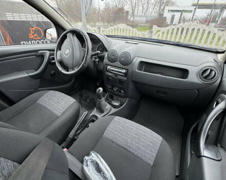 Синій Рено Дастер, об'ємом двигуна 1.6 л та пробігом 125 тис. км за 8200 $, фото 6 на Automoto.ua