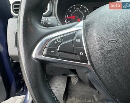 Синий Рено Дастер, объемом двигателя 1.6 л и пробегом 90 тыс. км за 15500 $, фото 20 на Automoto.ua