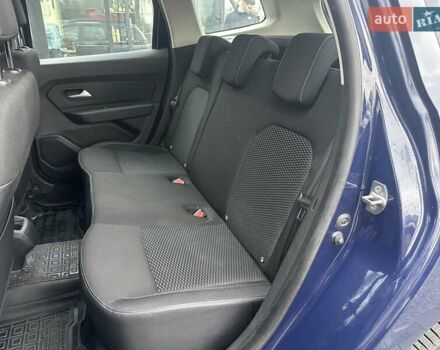 Синий Рено Дастер, объемом двигателя 1.6 л и пробегом 90 тыс. км за 15500 $, фото 31 на Automoto.ua