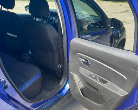 Рено Дастер 2020 в Вольногорске на Automoto.ua Синий Рено Дастер, объемом двигателя 1.5 л и пробегом 68 тыс. км за 19000 $, фото 10 на Automoto.ua