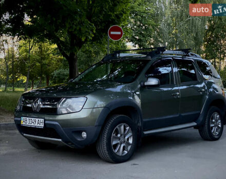 Зеленый Рено Дастер, объемом двигателя 1.46 л и пробегом 188 тыс. км за 11500 $, фото 2 на Automoto.ua