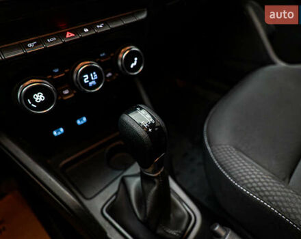 Зелений Рено Дастер, об'ємом двигуна 1.5 л та пробігом 72 тис. км за 21108 $, фото 16 на Automoto.ua