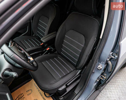 Зелений Рено Дастер, об'ємом двигуна 1.5 л та пробігом 72 тис. км за 21108 $, фото 8 на Automoto.ua