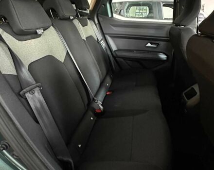 Рено Дастер 2025 в Киеве на Automoto.ua Зеленый Рено Дастер, объемом двигателя 1.2 л и пробегом 1 тыс. км за 28494 $, фото 18 на Automoto.ua