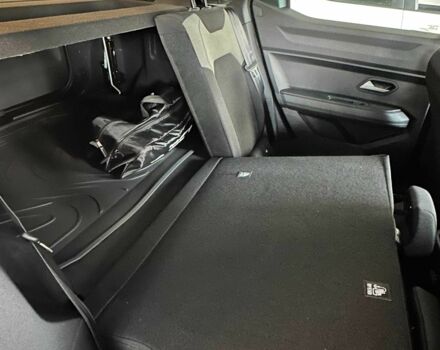 Рено Дастер 2025 в Киеве на Automoto.ua Зеленый Рено Дастер, объемом двигателя 1.2 л и пробегом 1 тыс. км за 28494 $, фото 19 на Automoto.ua