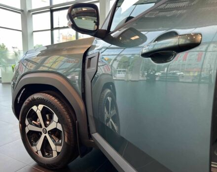 Рено Дастер 2025 в Киеве на Automoto.ua Зеленый Рено Дастер, объемом двигателя 1.2 л и пробегом 1 тыс. км за 30367 $, фото 9 на Automoto.ua