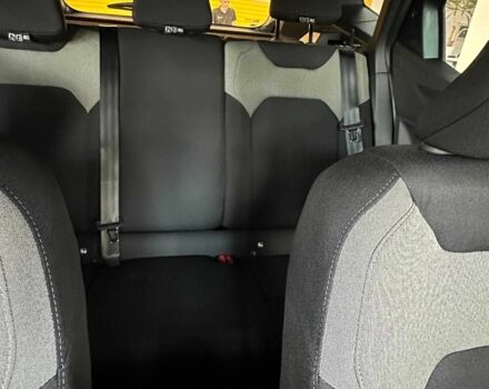 Рено Дастер 2025 в Киеве на Automoto.ua Зеленый Рено Дастер, объемом двигателя 1.2 л и пробегом 1 тыс. км за 28494 $, фото 17 на Automoto.ua