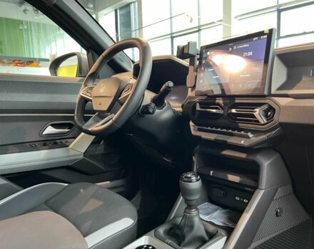 Рено Дастер 2025 в Киеве на Automoto.ua Зеленый Рено Дастер, объемом двигателя 1.2 л и пробегом 1 тыс. км за 30367 $, фото 17 на Automoto.ua