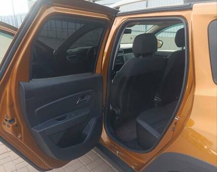 Оранжевый Рено Дастер, объемом двигателя 1.46 л и пробегом 92 тыс. км за 17200 $, фото 5 на Automoto.ua
