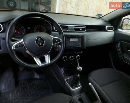 Помаранчевий Рено Дастер, об'ємом двигуна 1.5 л та пробігом 113 тис. км за 17000 $, фото 7 на Automoto.ua