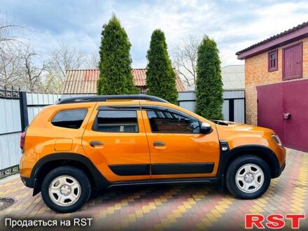 Рено Дастер 2019 у Ромнах на Automoto.ua Помаранчевий Рено Дастер, об'ємом двигуна 15 л та пробігом 57 тис. км за 16800 $, фото 1 на Automoto.ua