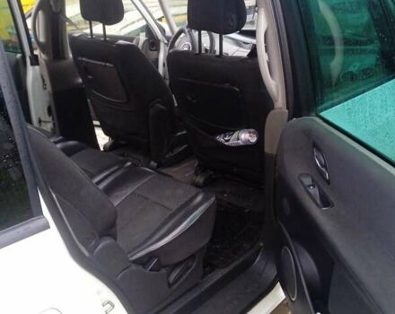 Белый Рено Эспейс, объемом двигателя 1.9 л и пробегом 333 тыс. км за 4300 $, фото 9 на Automoto.ua