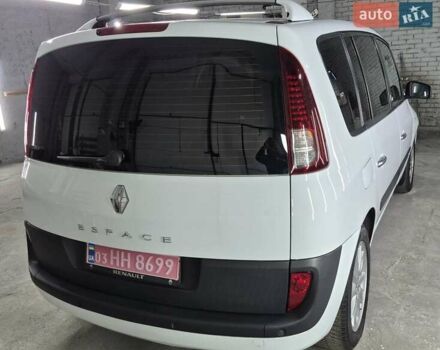 Білий Рено Еспейс, об'ємом двигуна 2 л та пробігом 210 тис. км за 8650 $, фото 3 на Automoto.ua