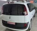 Білий Рено Еспейс, об'ємом двигуна 2 л та пробігом 210 тис. км за 8650 $, фото 3 на Automoto.ua
