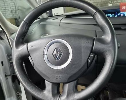 Білий Рено Еспейс, об'ємом двигуна 2 л та пробігом 210 тис. км за 8650 $, фото 29 на Automoto.ua