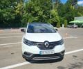 Белый Рено Эспейс, объемом двигателя 1.6 л и пробегом 240 тыс. км за 12500 $, фото 1 на Automoto.ua