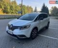 Белый Рено Эспейс, объемом двигателя 1.6 л и пробегом 238 тыс. км за 14600 $, фото 2 на Automoto.ua