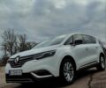 Белый Рено Эспейс, объемом двигателя 1.6 л и пробегом 225 тыс. км за 16000 $, фото 1 на Automoto.ua