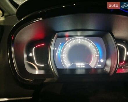 Білий Рено Еспейс, об'ємом двигуна 1.6 л та пробігом 250 тис. км за 15200 $, фото 7 на Automoto.ua