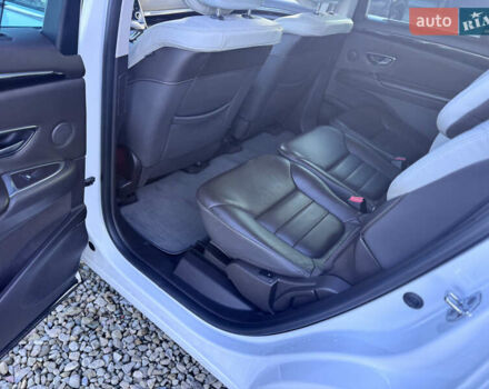 Білий Рено Еспейс, об'ємом двигуна 1.6 л та пробігом 250 тис. км за 16300 $, фото 41 на Automoto.ua