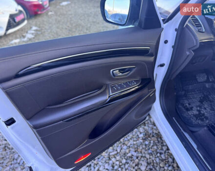 Білий Рено Еспейс, об'ємом двигуна 1.6 л та пробігом 250 тис. км за 16300 $, фото 28 на Automoto.ua