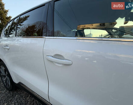 Белый Рено Эспейс, объемом двигателя 1.6 л и пробегом 154 тыс. км за 16999 $, фото 82 на Automoto.ua