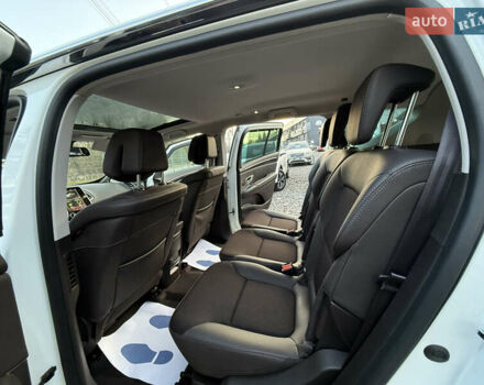 Белый Рено Эспейс, объемом двигателя 1.6 л и пробегом 154 тыс. км за 16999 $, фото 26 на Automoto.ua